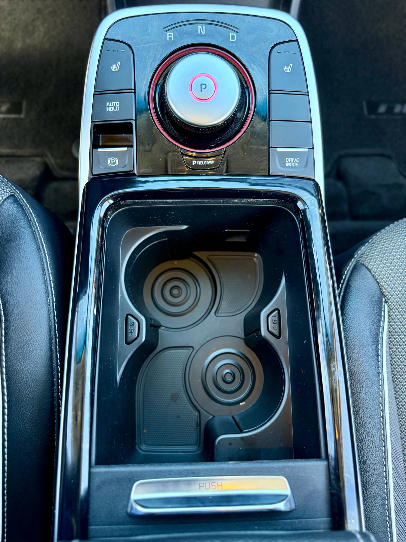 Used 2022 Kia Niro EX image 34