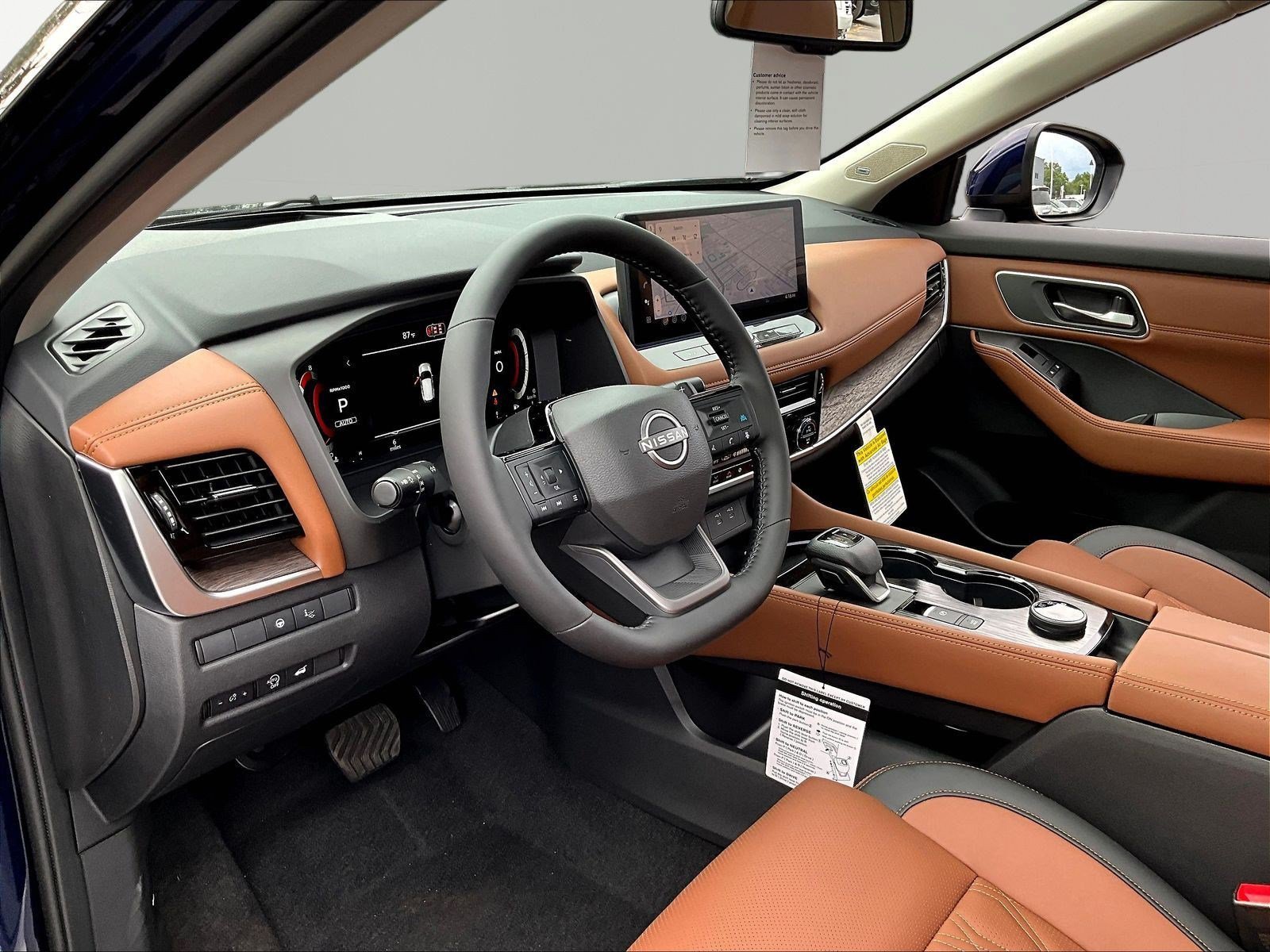 New 2026 Nissan Rogue Platinum w/ Platinum Premium Package AWD/4WD image 16