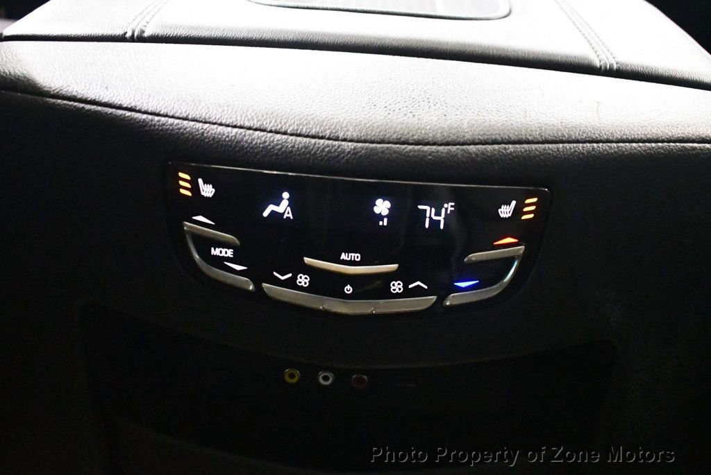 Used 2015 Cadillac Escalade Premium image 27