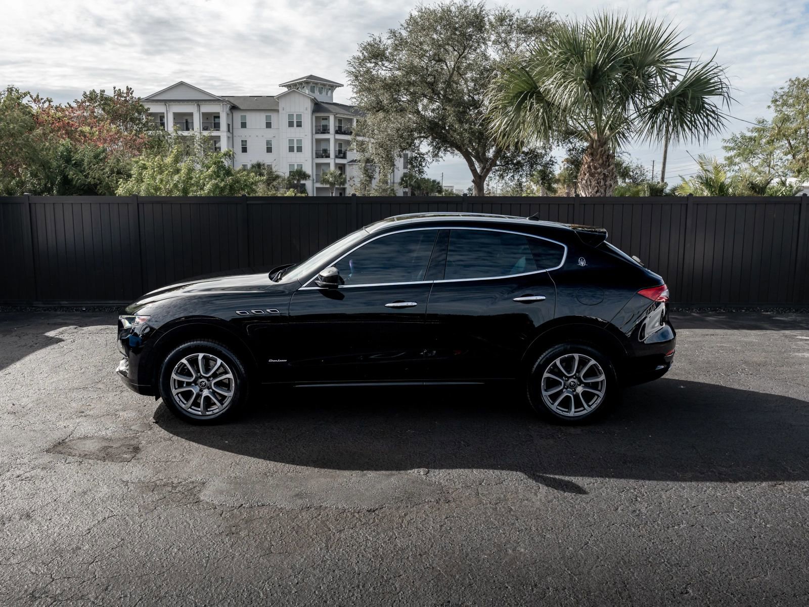 Used 2019 Maserati Levante S GranLusso image 30