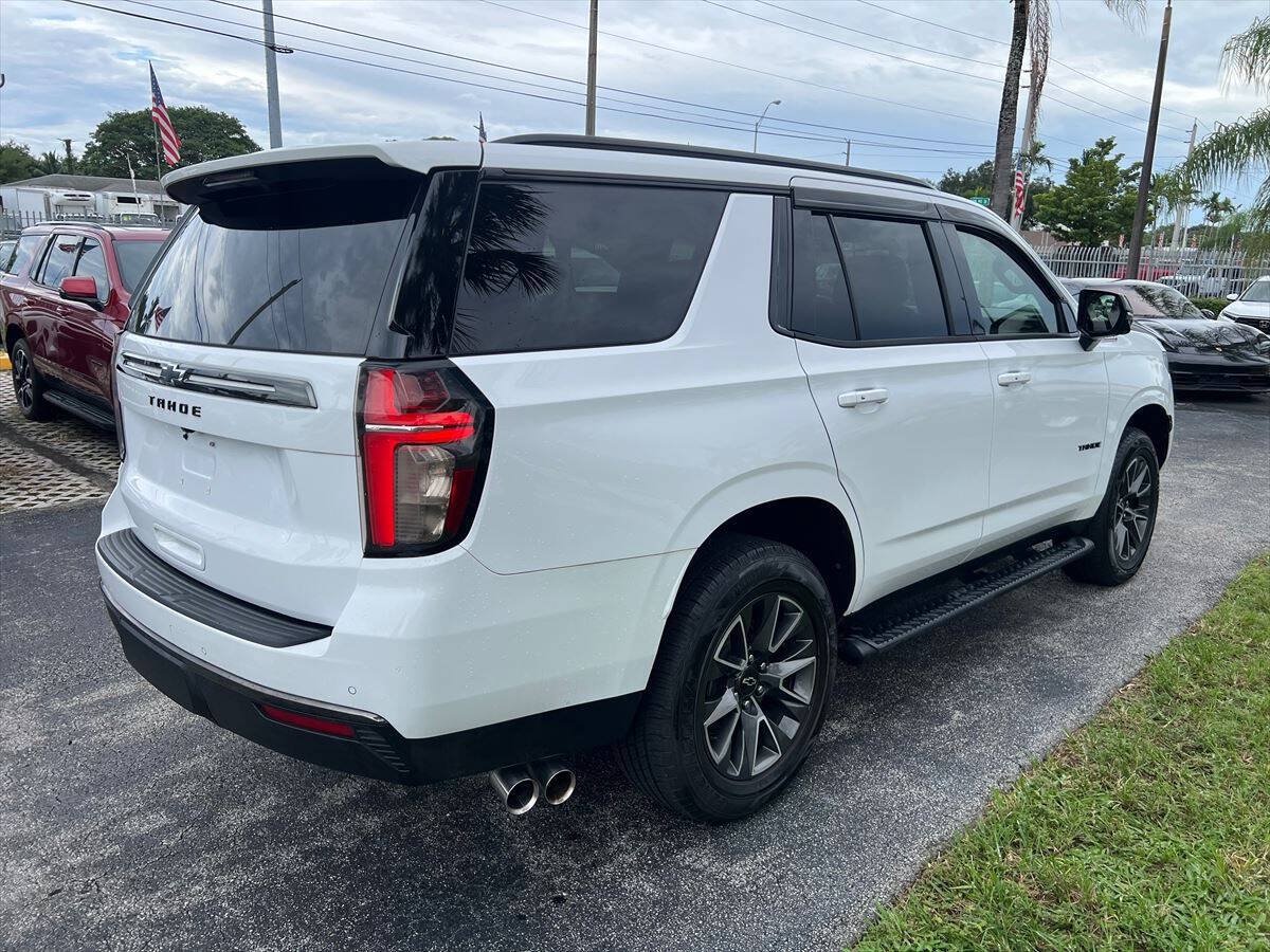 Used 2021 Chevrolet Tahoe Z71 w/ Luxury Package AWD/4WD image 5
