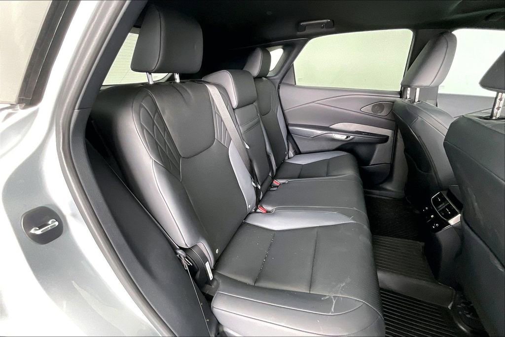 Used 2025 Lexus RX 350 AWD image 33
