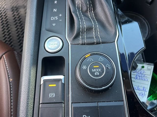 Used 2022 Volkswagen Atlas SEL AWD/4WD image 25