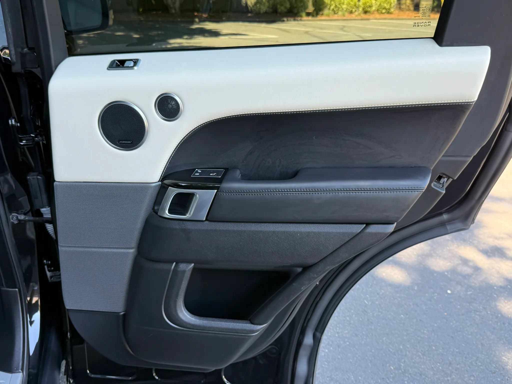 Used 2019 Land Rover Range Rover Sport Supercharged AWD/4WD image 36