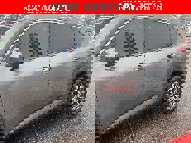 Certified 2021 Nissan Rogue SV image 8