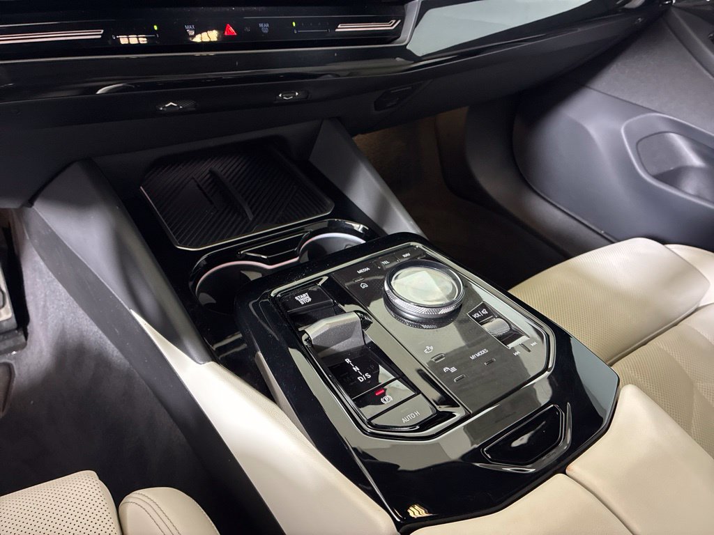 Certified 2026 BMW 530i w/ M Sport Package RWD image 13