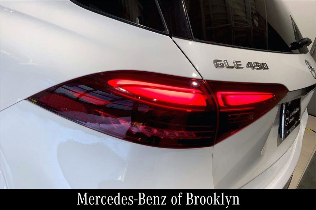 Used 2025 Mercedes-Benz GLE 450 4MATIC image 32