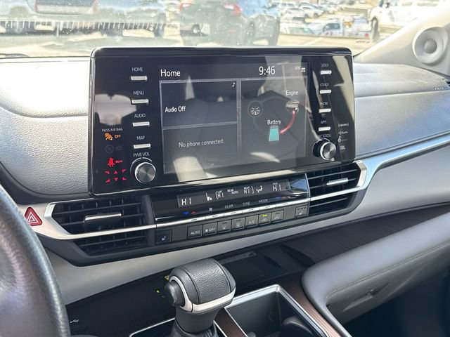 Used 2022 Toyota Sienna XLE w/ XLE Plus Package image 18