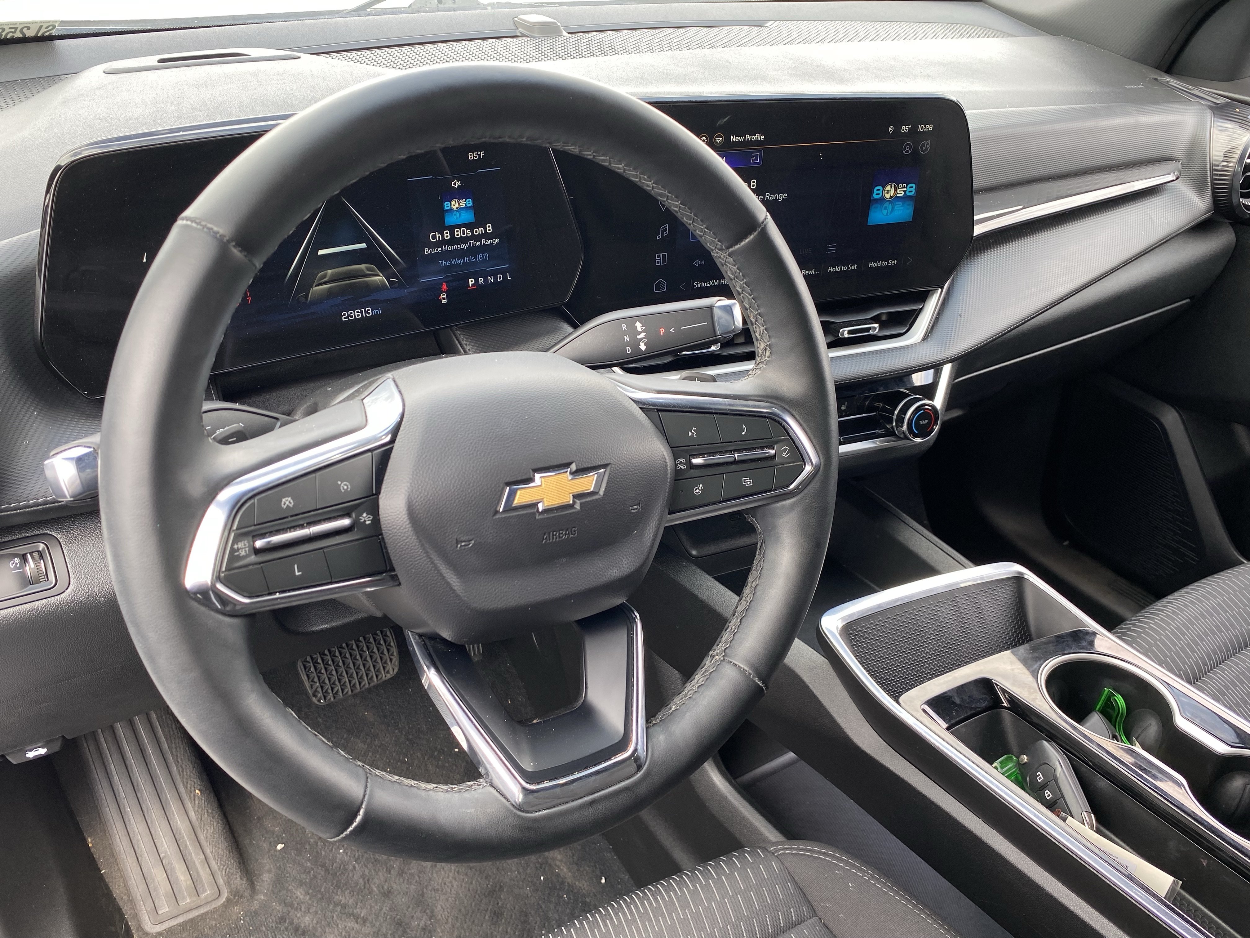Used 2025 Chevrolet Equinox LT FWD image 18