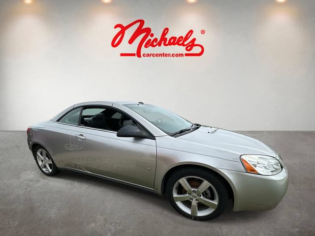 Used 2008 Pontiac G6 GT w/ Premium Package FWD image 2