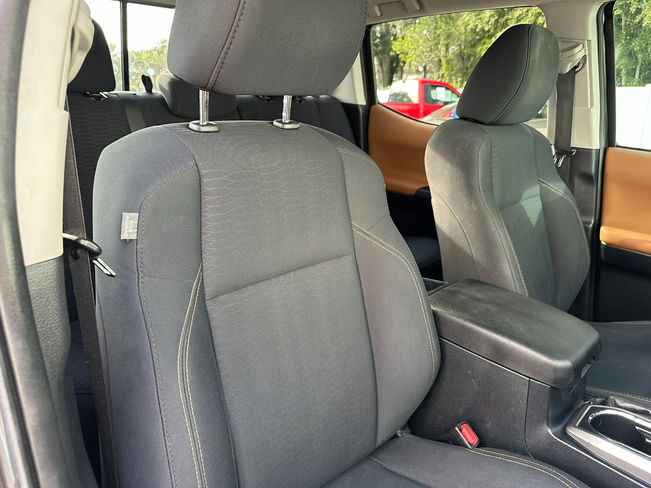 Used 2019 Toyota Tacoma SR5 image 43