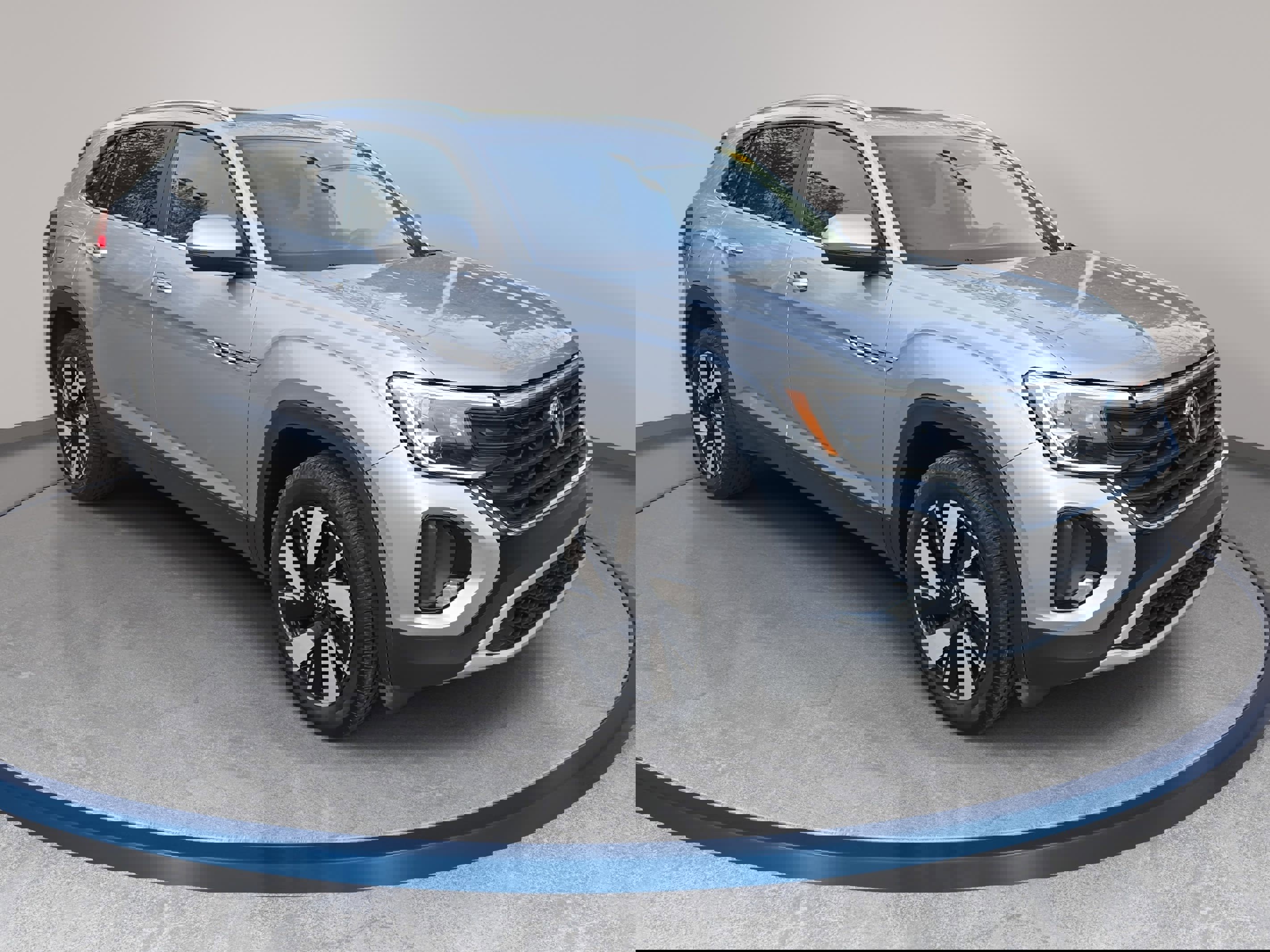 Used 2024 Volkswagen Atlas Cross Sport SE w/ Panoramic Sunroof Package image 3