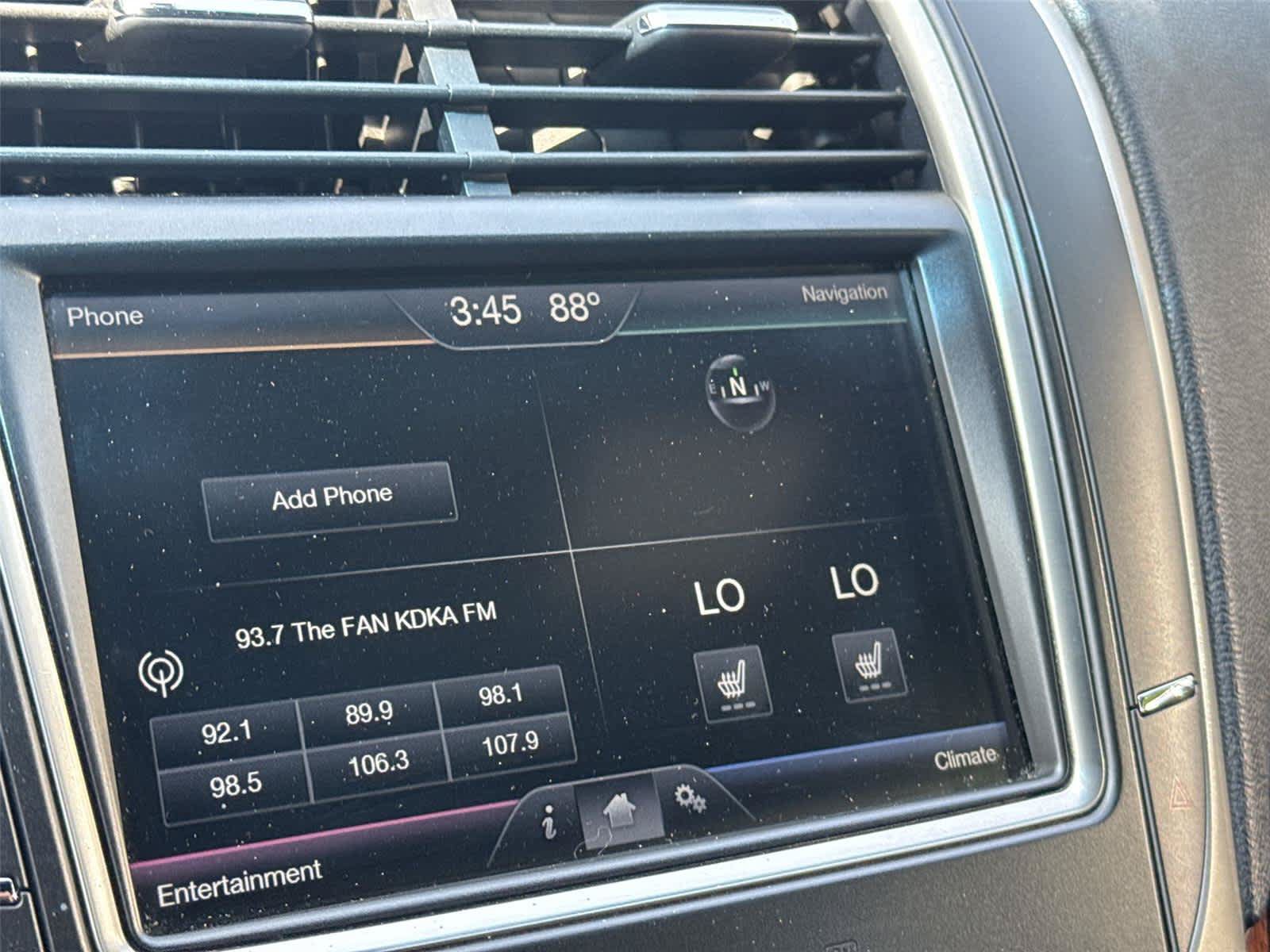 Used 2016 Lincoln MKX Select w/ Select Plus Package FWD image 25