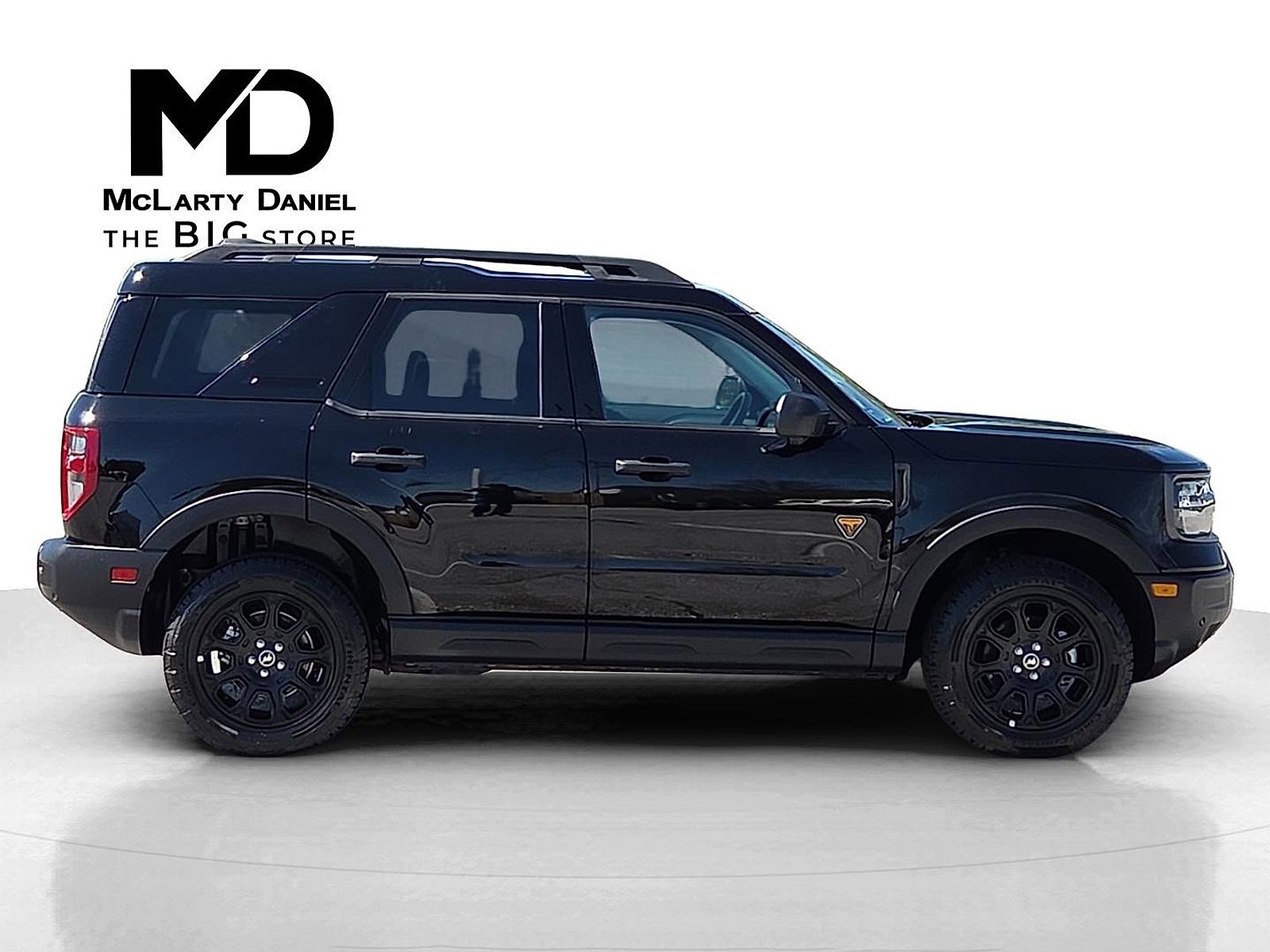 Used 2025 Ford Bronco Sport Badlands image 6