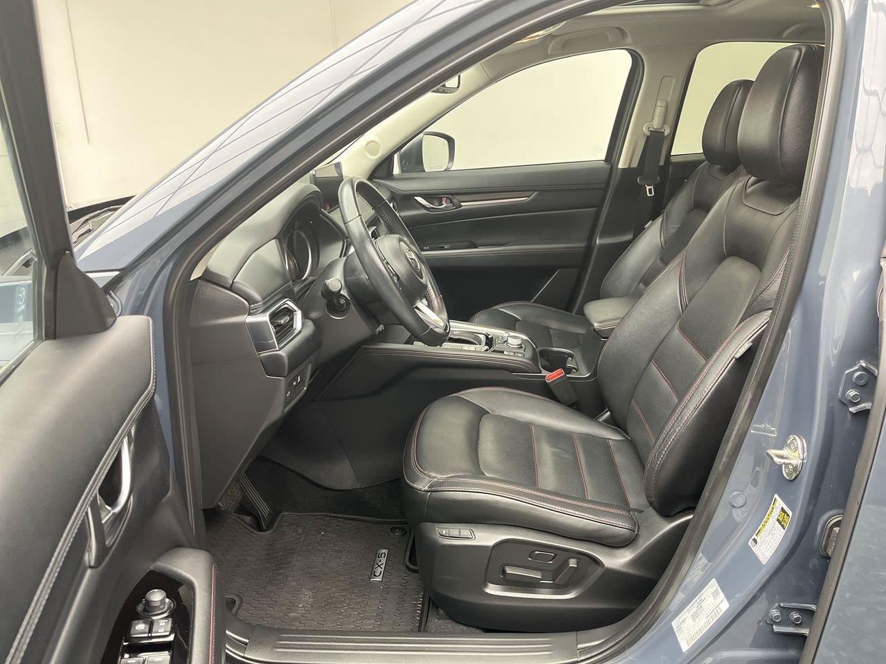 Used 2022 MAZDA CX-5 Carbon Edition AWD/4WD image 3