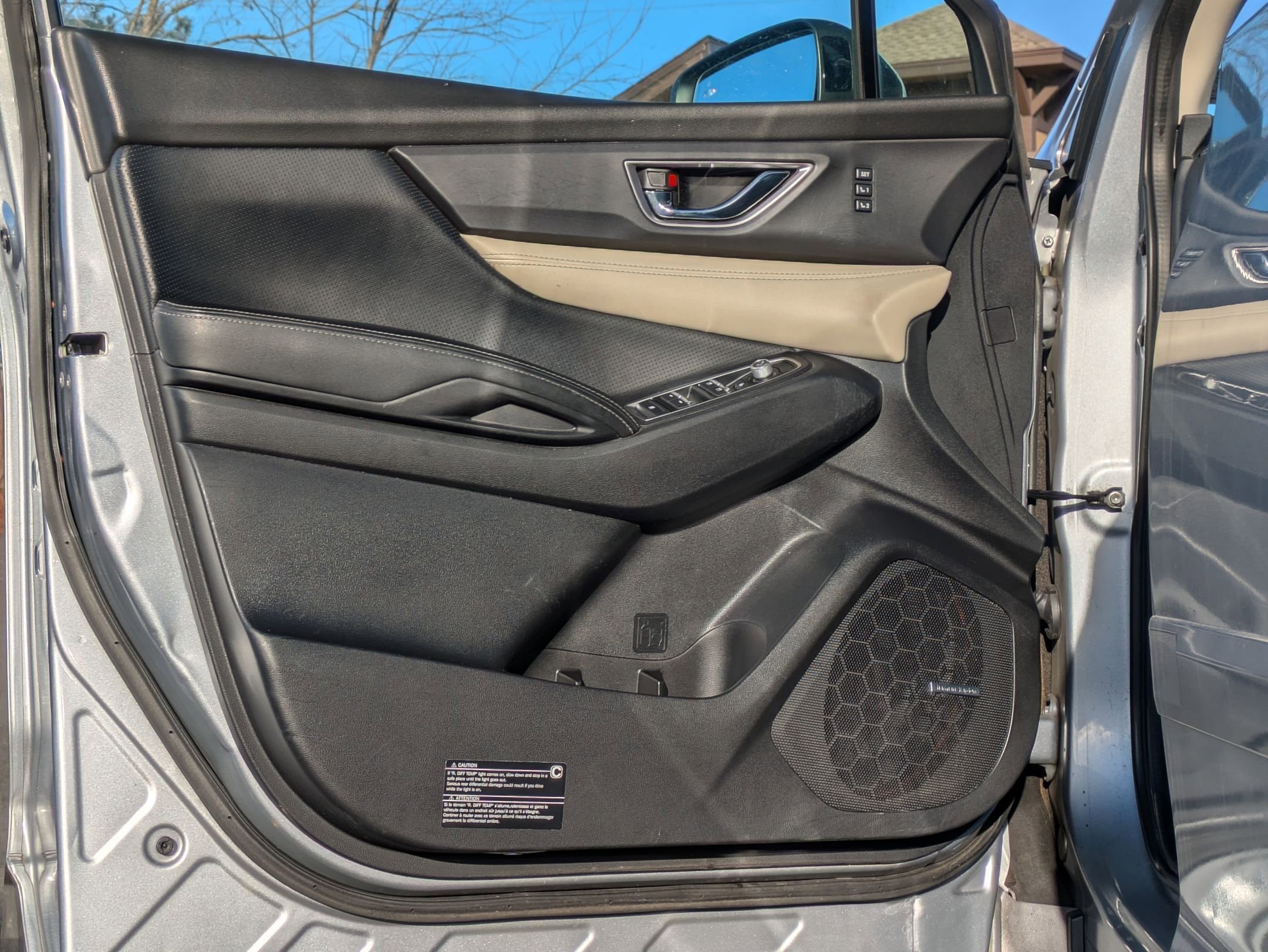 Used 2020 Subaru Ascent Limited w/ Technology Package image 13