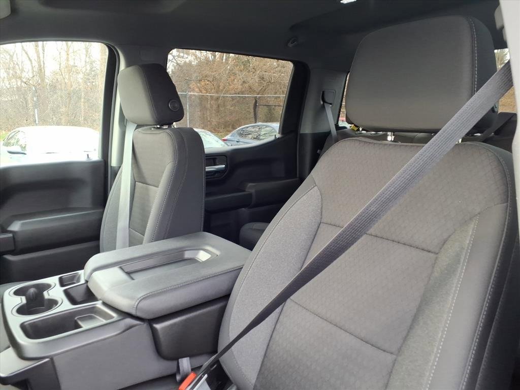 Used 2024 Chevrolet Silverado 1500 Custom image 13