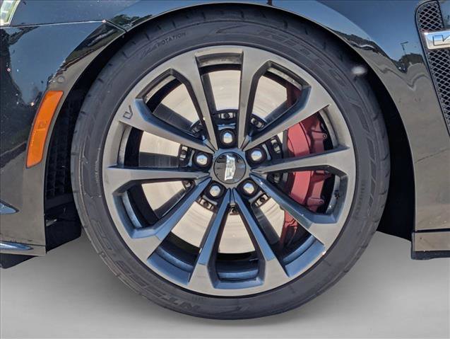 Used 2018 Cadillac CTS V w/ Luxury Package RWD image 10