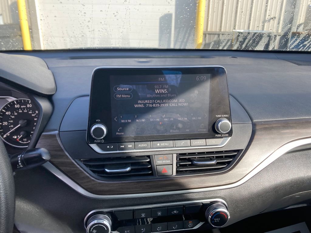 Used 2023 Nissan Altima 2.5 SV image 25