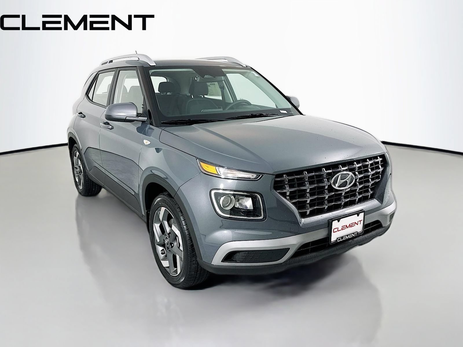 Certified 2026 Hyundai Venue SEL FWD image 5
