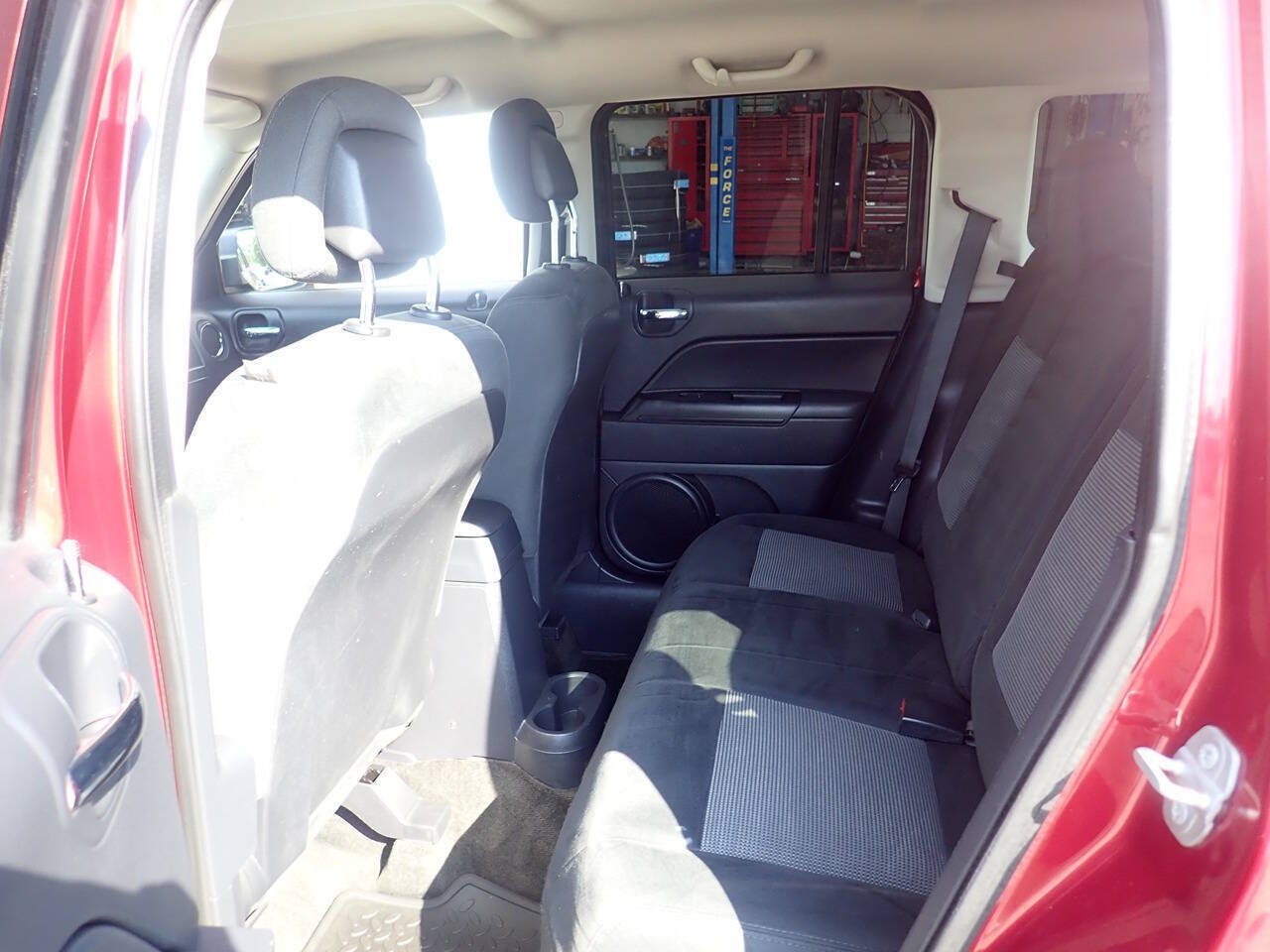 Used 2016 Jeep Patriot Sport w/ Power Value Group AWD/4WD image 10