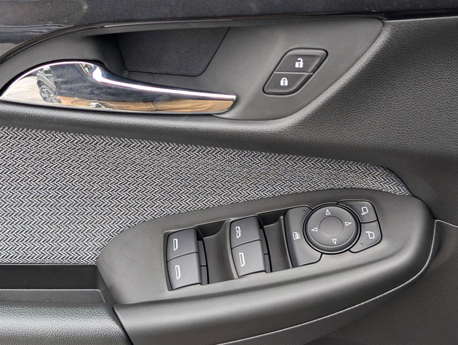 New 2025 Chevrolet TrailBlazer LT w/ LT Cold Weather Package image 15