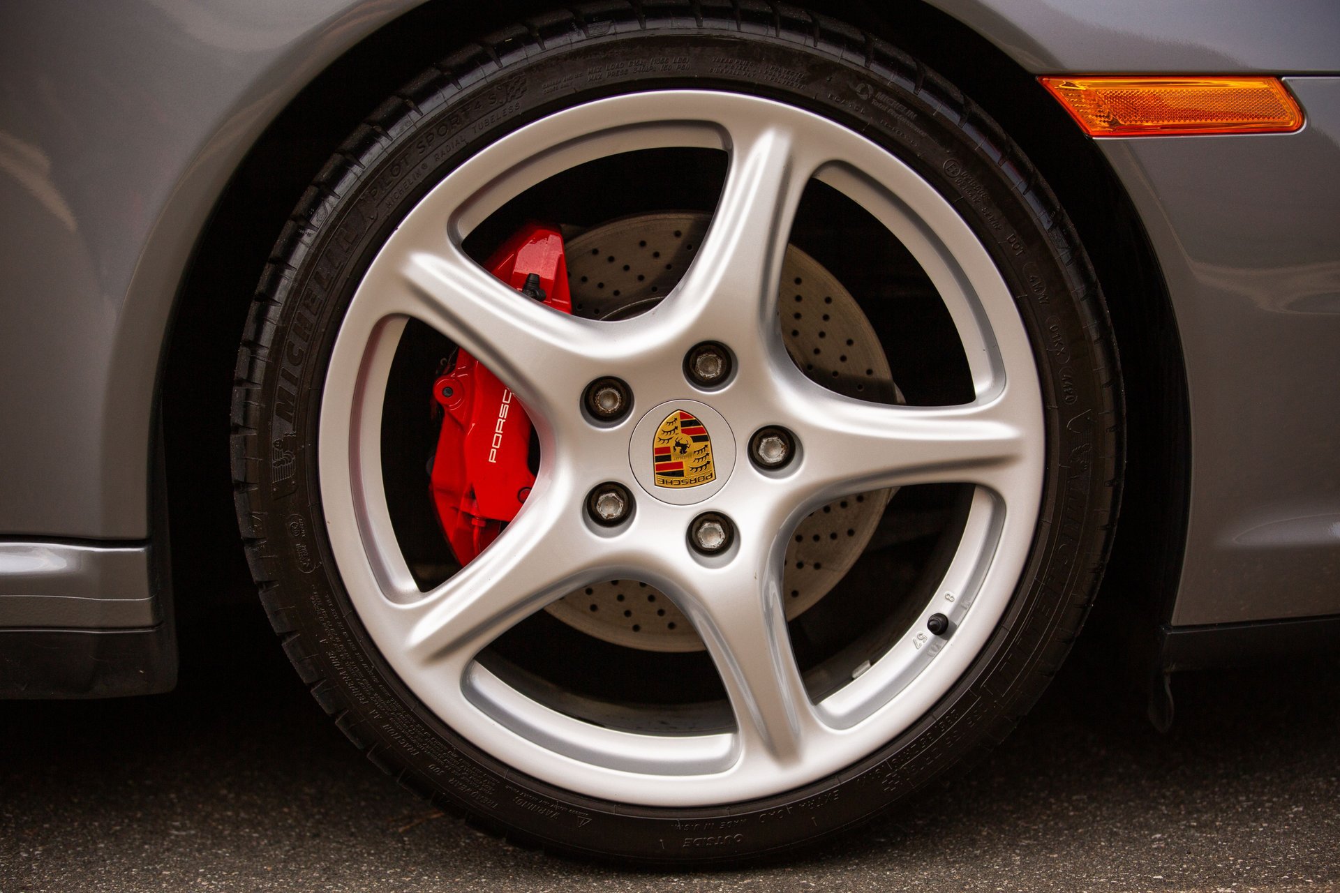 Used 2006 Porsche 911 Carrera 4S AWD/4WD image 28