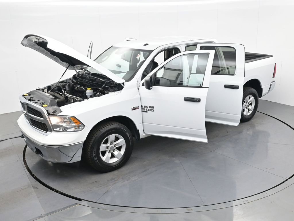 Used 2022 RAM 1500 Tradesman w/ Chrome Appearance Group AWD/4WD image 38