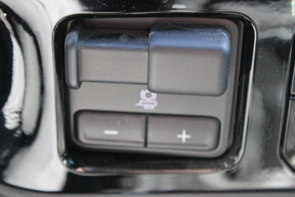 Used 2022 Chevrolet Silverado 1500 LT RWD image 27