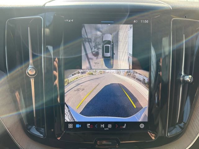 Certified 2025 Volvo XC60 B5 Plus image 23