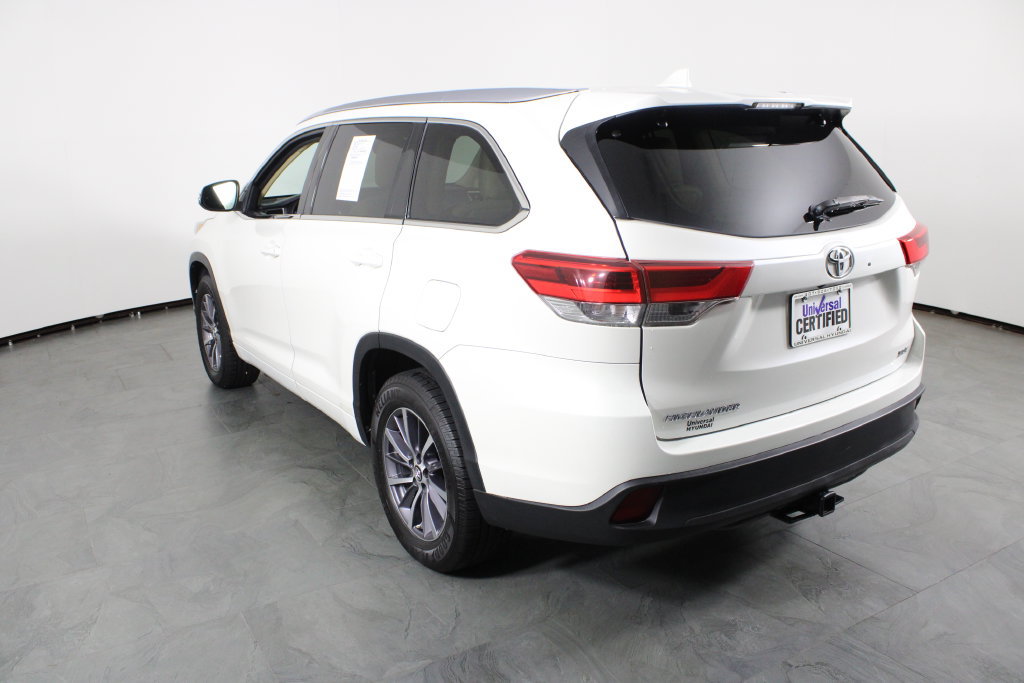 Used 2017 Toyota Highlander XLE FWD image 15
