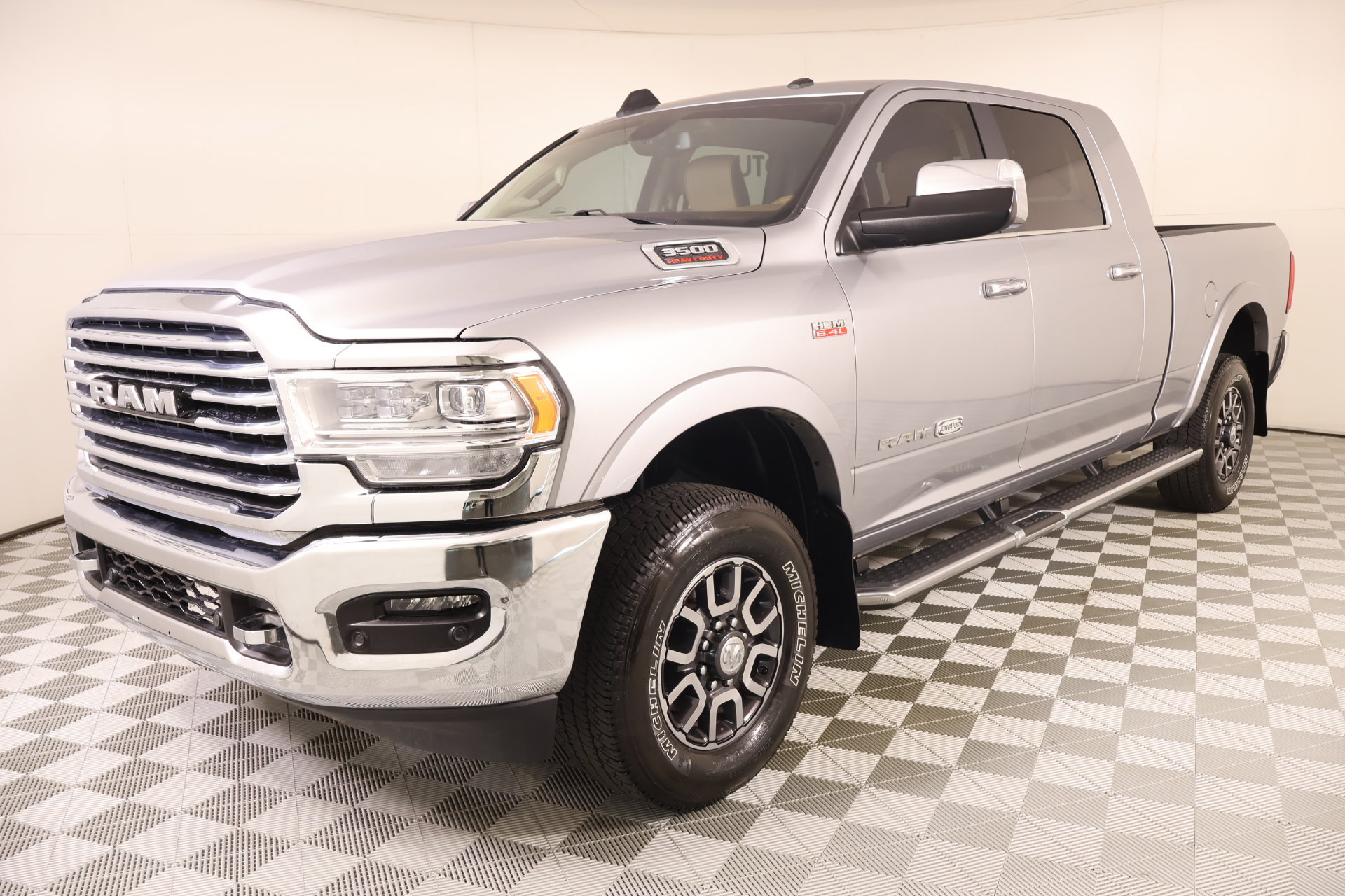 Used 2022 RAM 3500 Limited w/ Protection Group AWD/4WD image 11