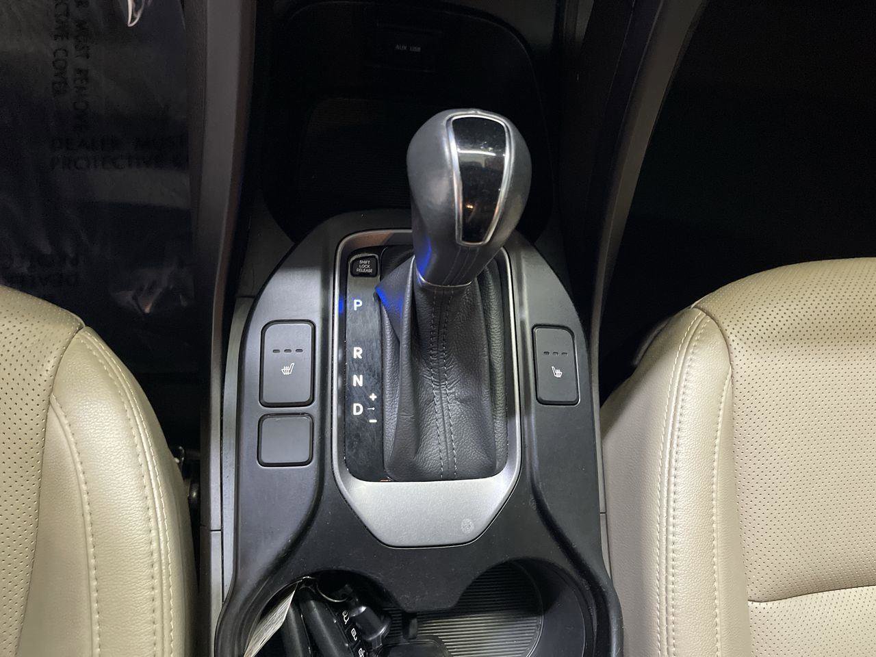 Used 2015 Hyundai Santa Fe GLS w/ Option Group 02 AWD/4WD image 19