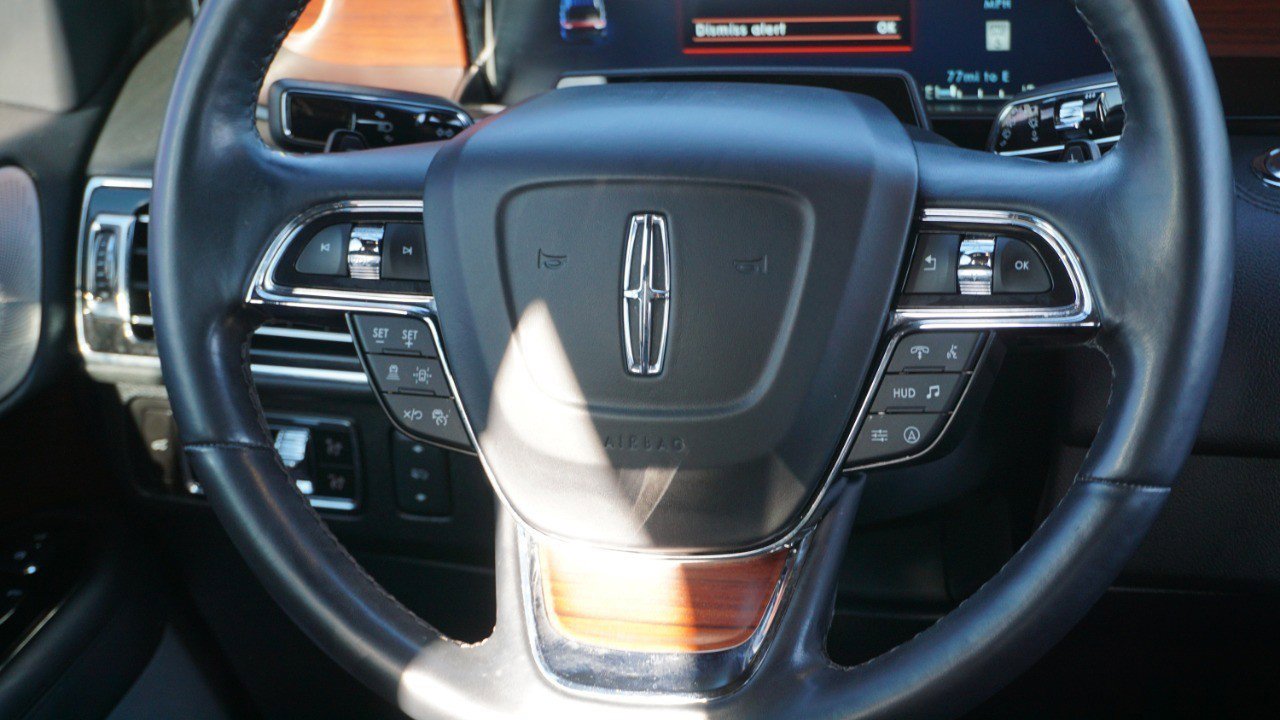 Used 2023 Lincoln Navigator Reserve image 30