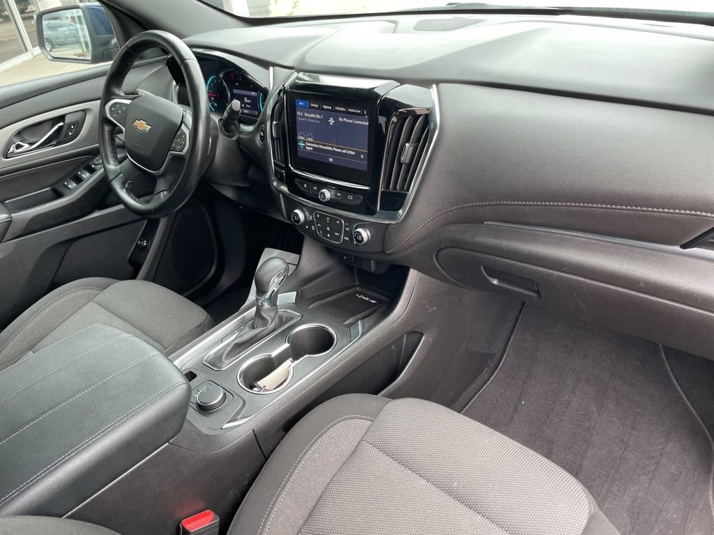 Used 2022 Chevrolet Traverse LT FWD image 21