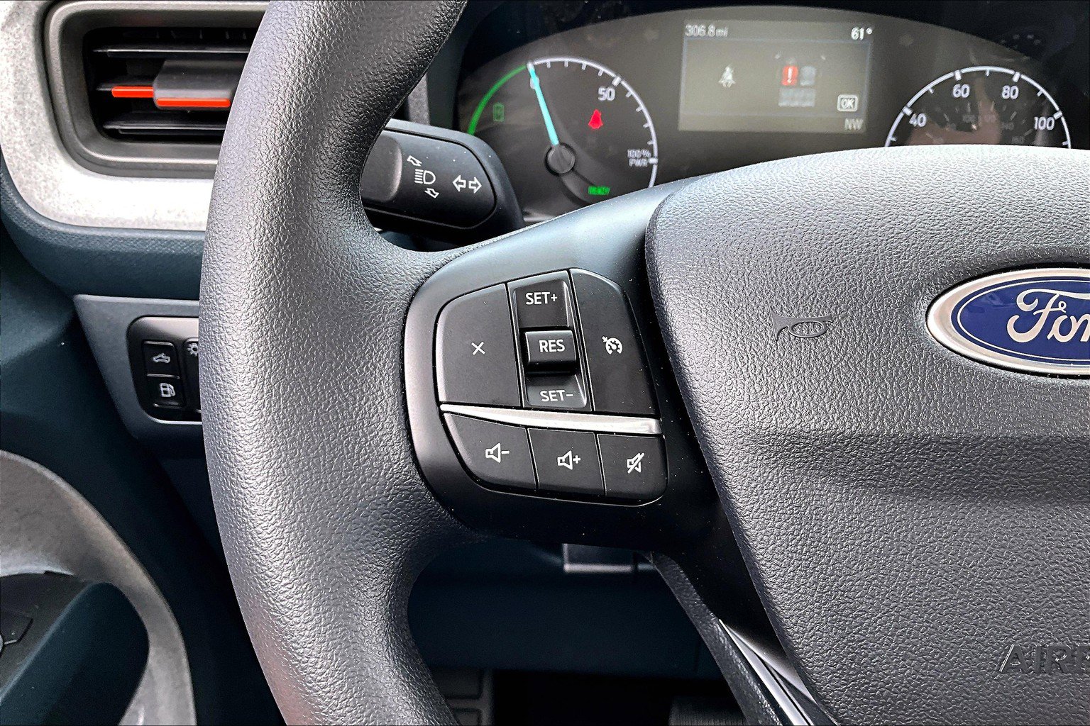 Used 2024 Ford Maverick XLT image 21