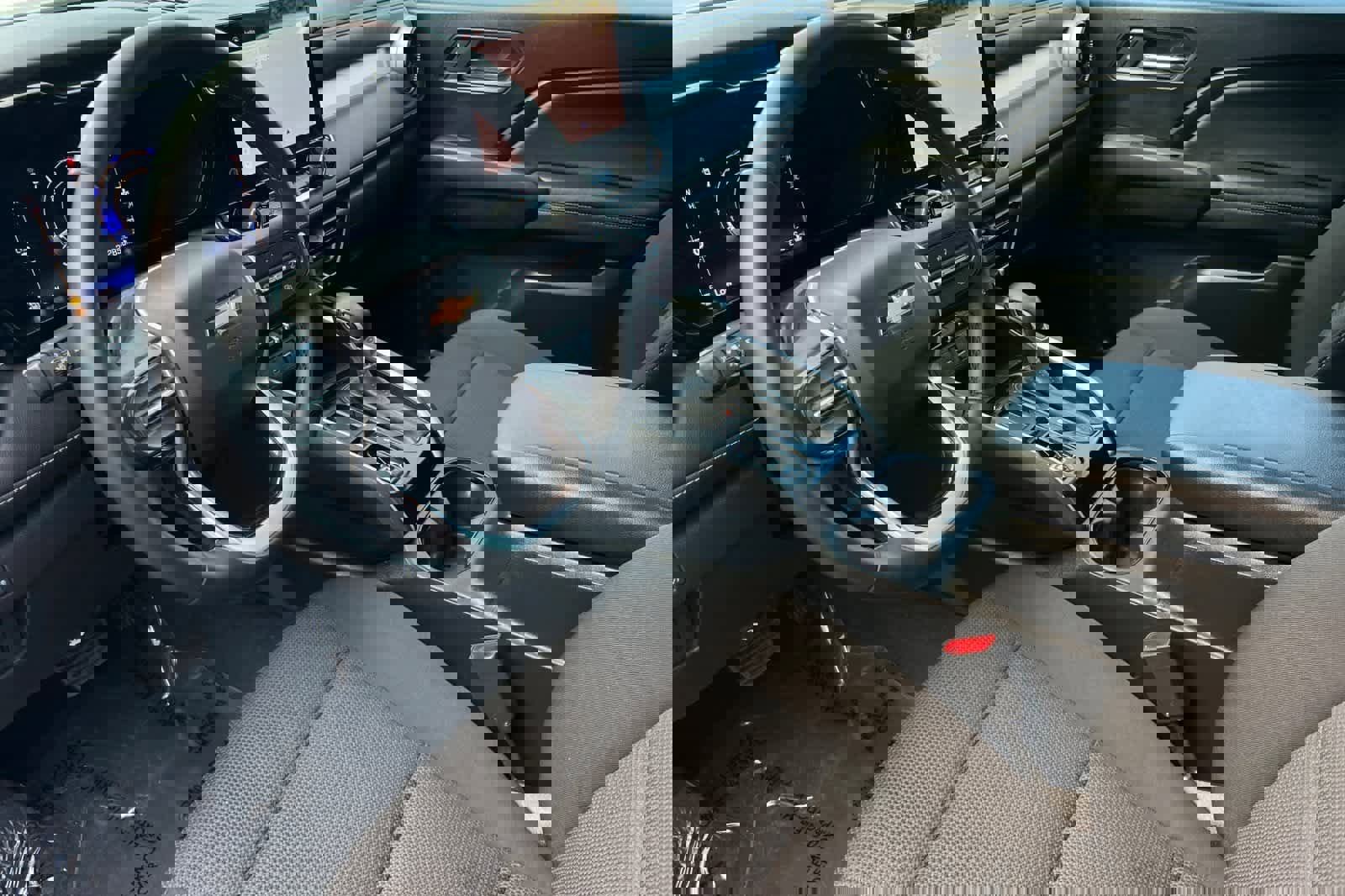 Used 2023 Chevrolet Colorado LT image 12