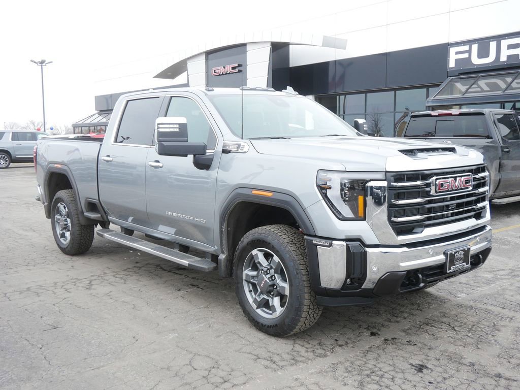 Used 2026 GMC Sierra 3500 SLT w/ SLT Premium Package image 2