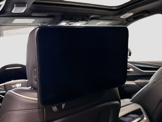 Used 2024 Cadillac Escalade V AWD/4WD image 23