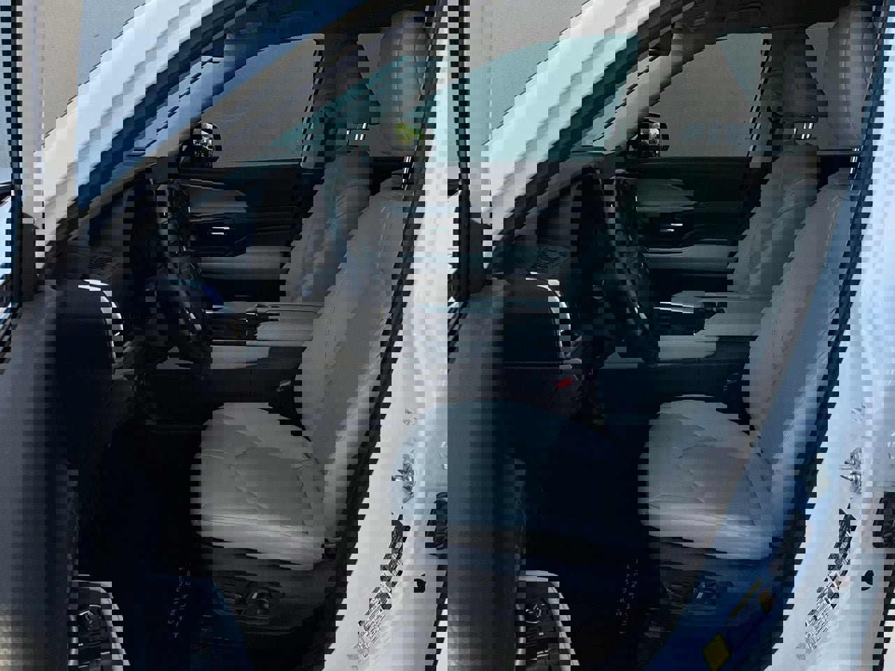 Used 2024 Toyota Grand Highlander XLE image 10