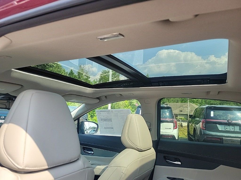 Used 2025 Nissan Murano SL w/ Cargo Package image 12