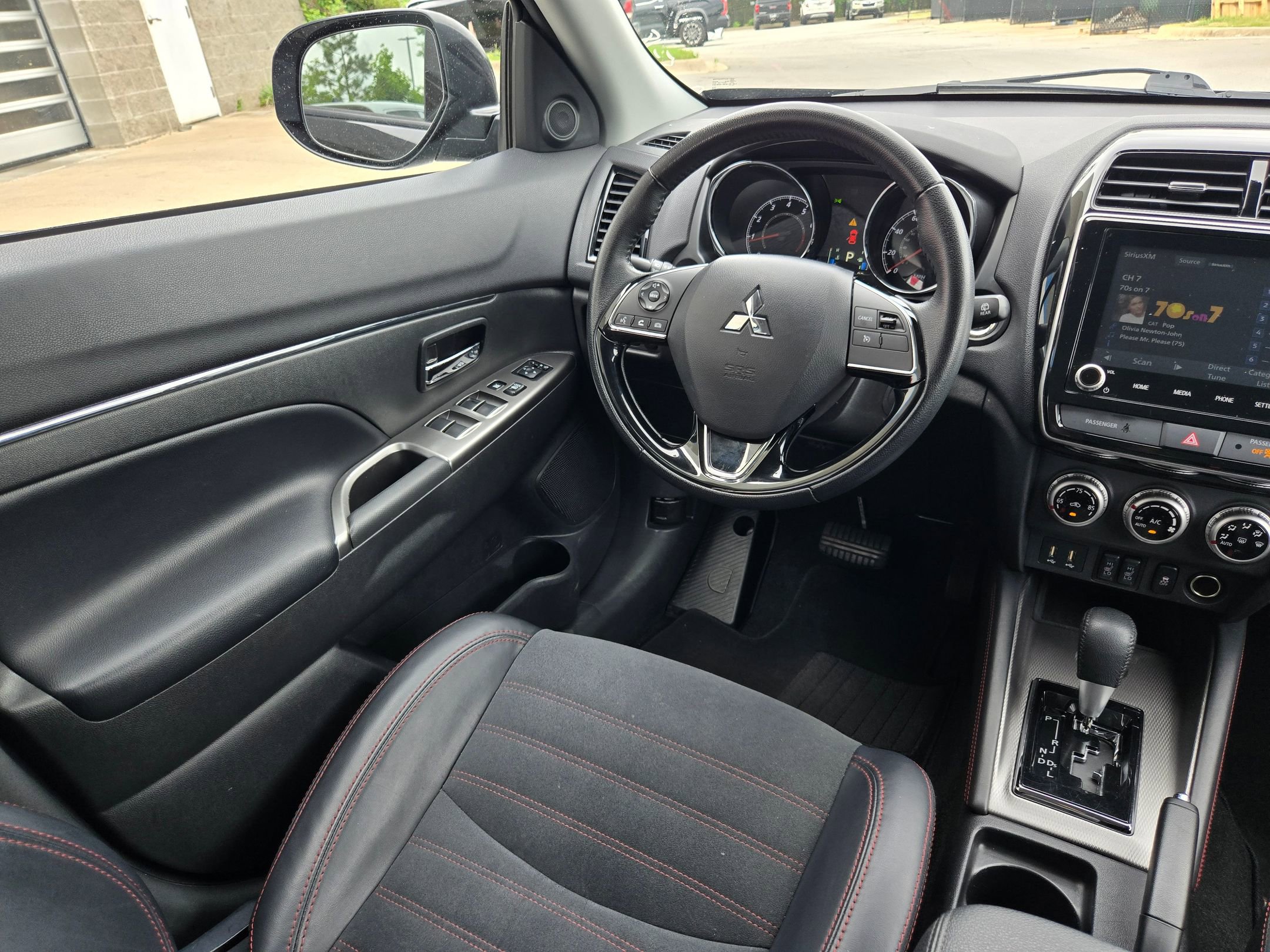 Used 2024 Mitsubishi Outlander Sport AWD image 9