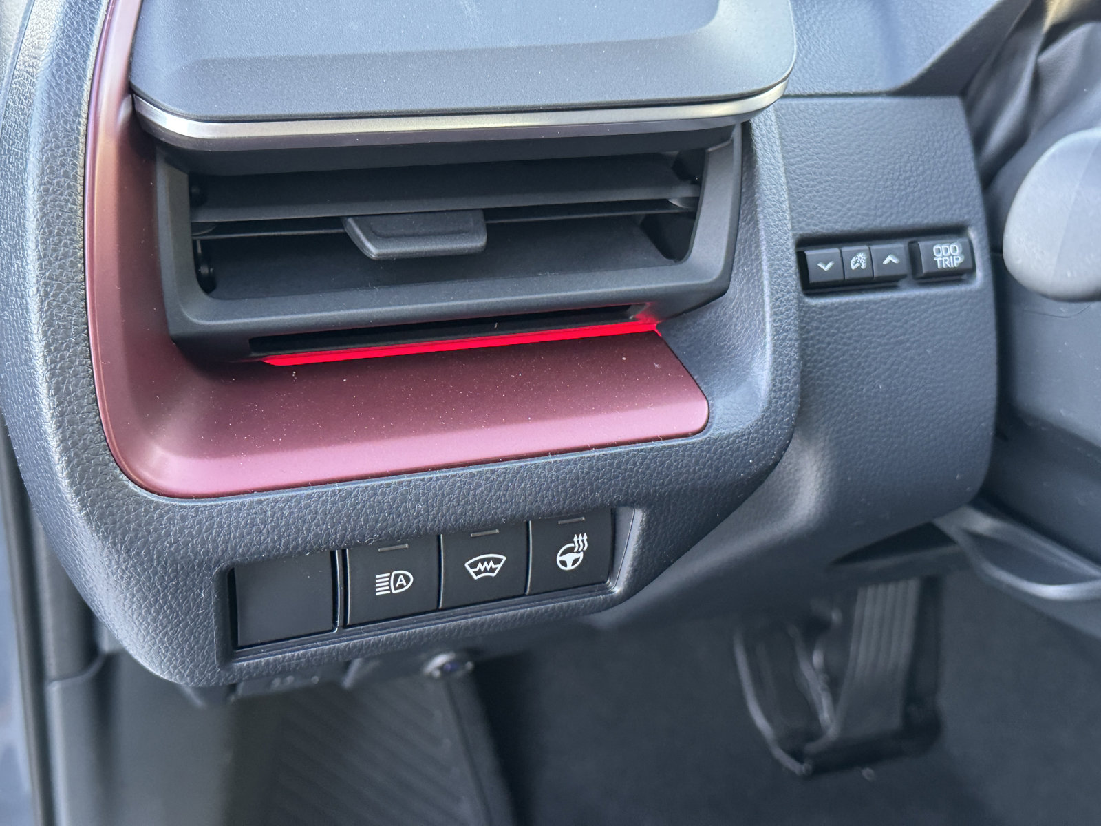 New 2026 Toyota Prius XSE image 17