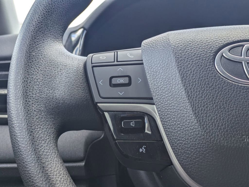 Used 2025 Toyota Camry LE FWD image 23