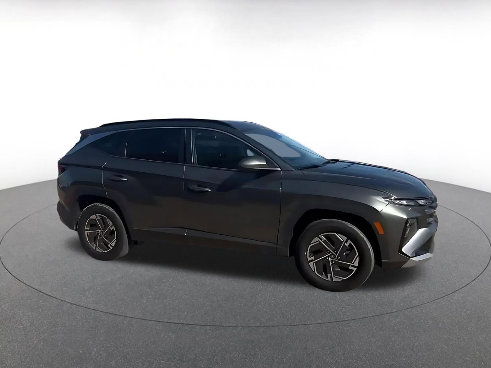 Used 2025 Hyundai Tucson Blue image 2