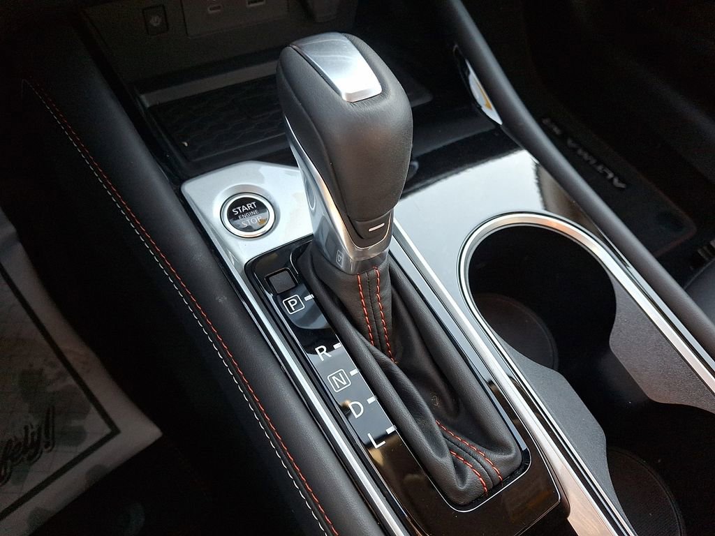 Certified 2024 Nissan Altima 2.5 SR w/ SR Premium Package image 15