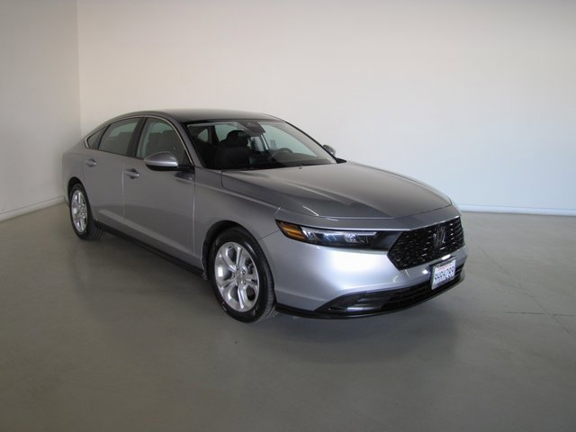 Certified 2023 Honda Accord LX image 3