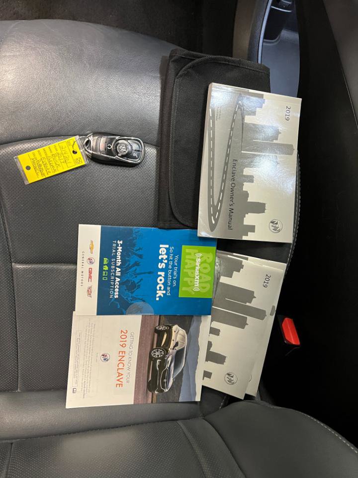 Used 2019 Buick Enclave Essence FWD image 52