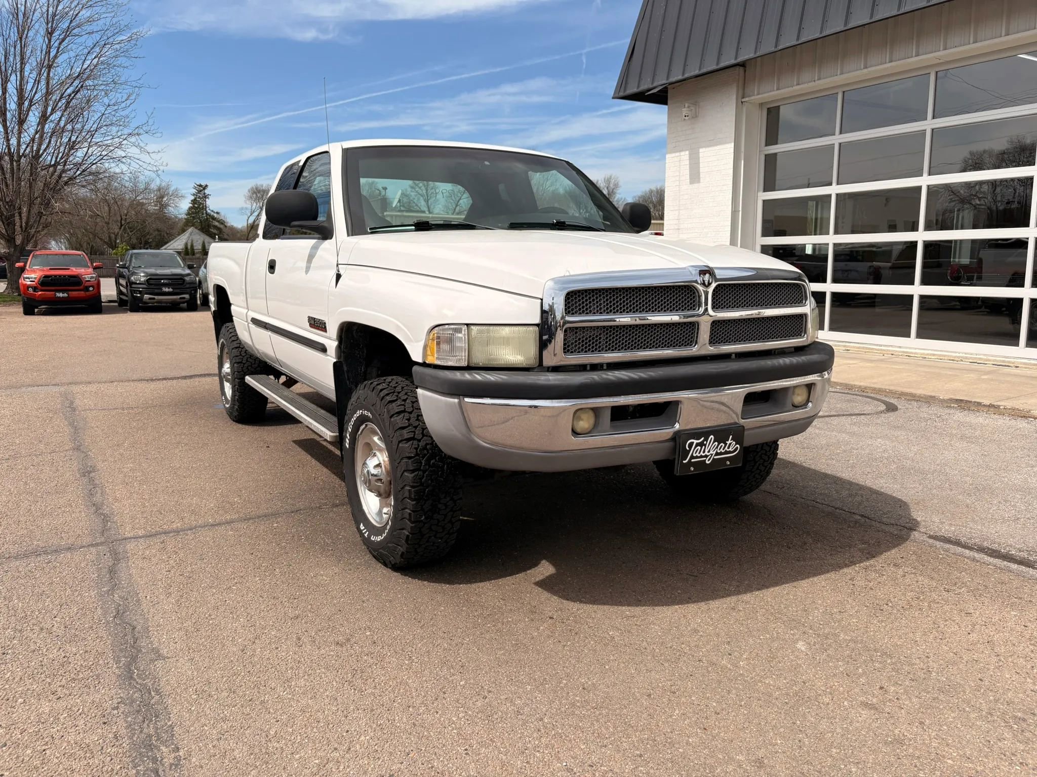 Used 2002 Dodge Ram 2500 Truck 4x4 Quad Cab image 2