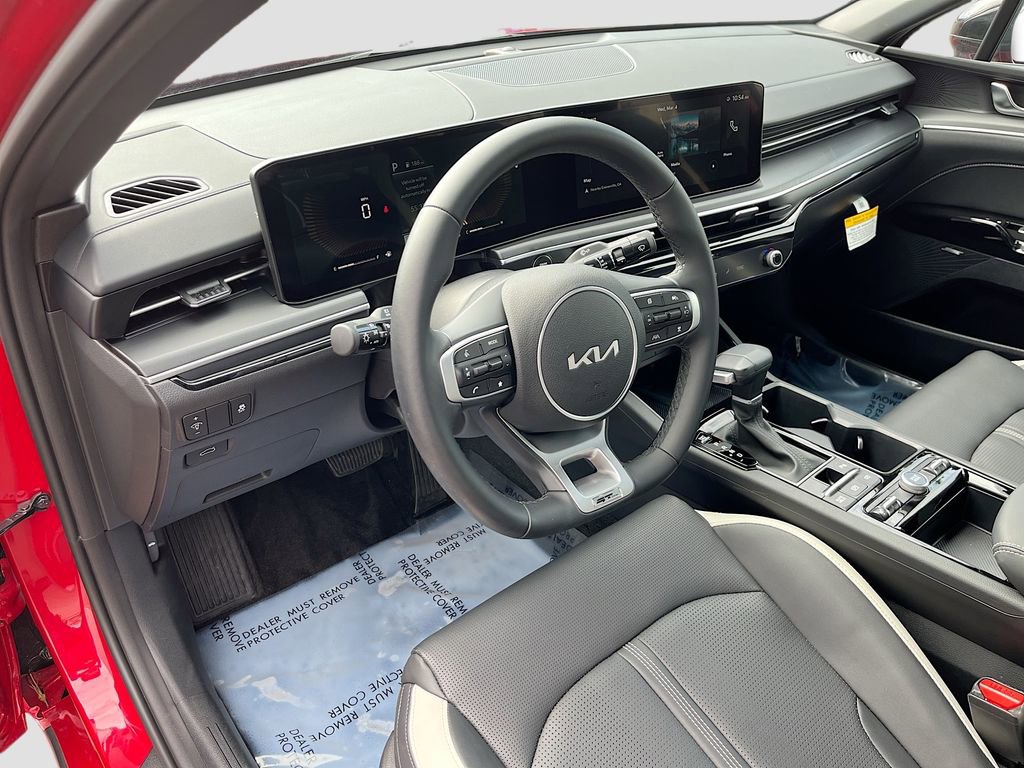 Certified 2025 Kia K5 GT-Line w/ GT-Line Premium Package FWD image 16